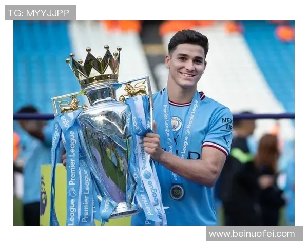 卡塔尔世界杯新星阿尔瓦雷斯带领阿根廷崛起成足球未来的希望之星